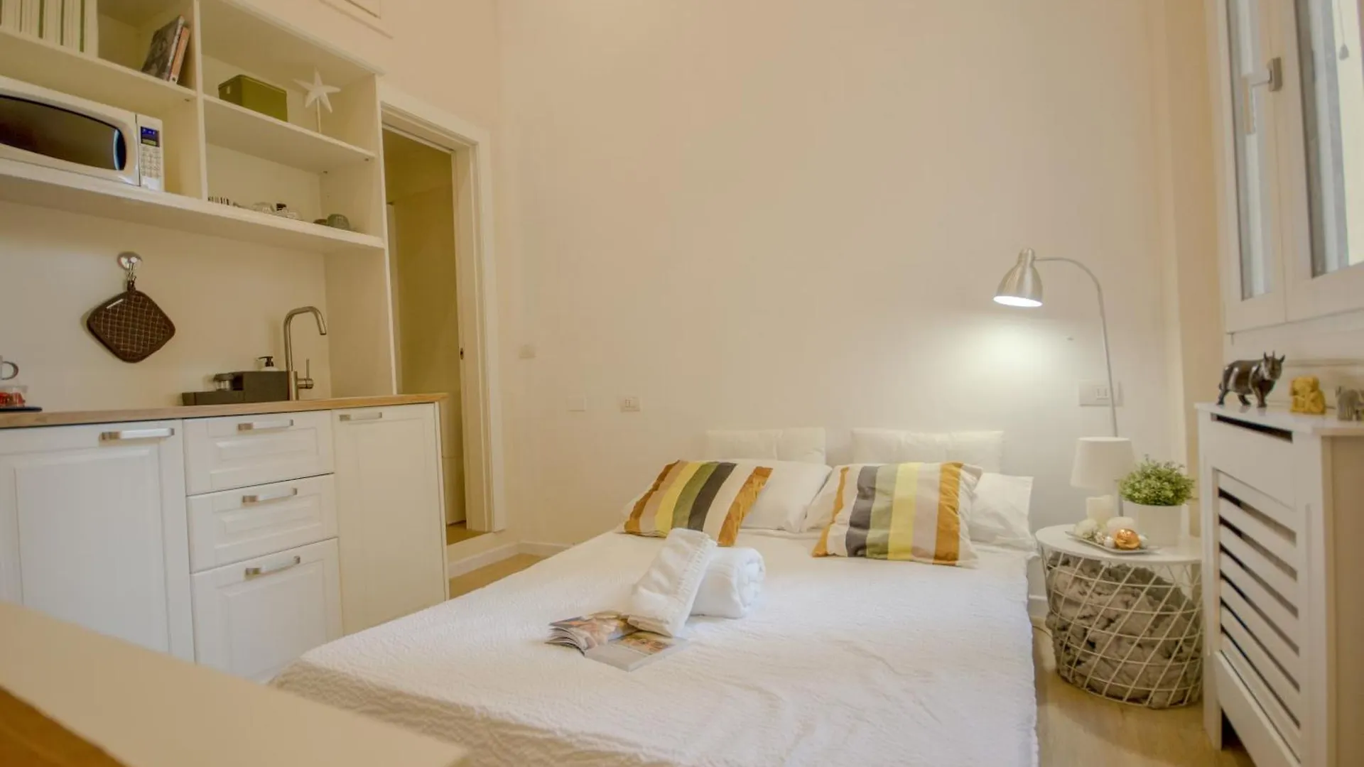 Novella Golden Loft Apartment Florence