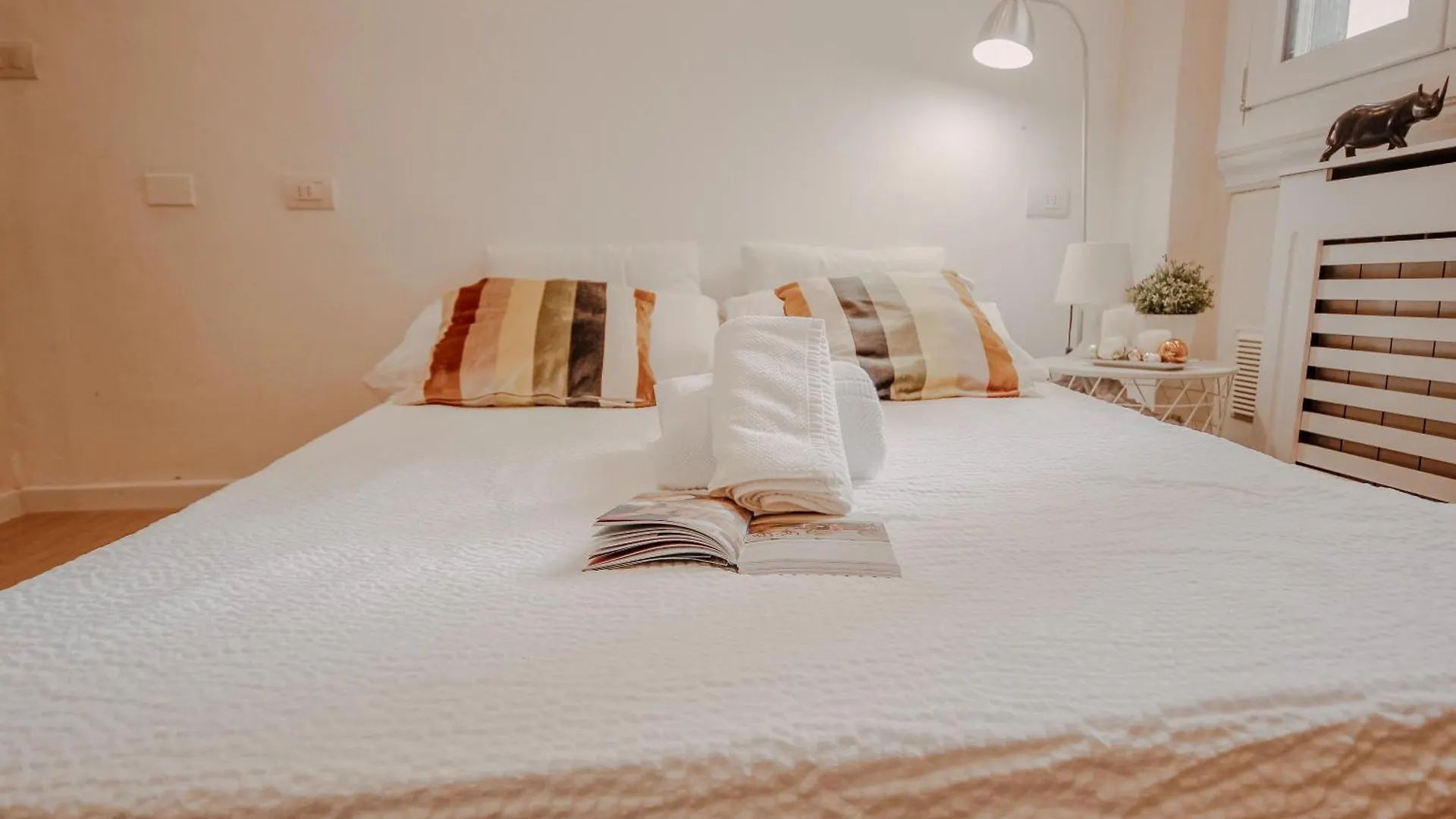 Novella Golden Loft Apartment Florence